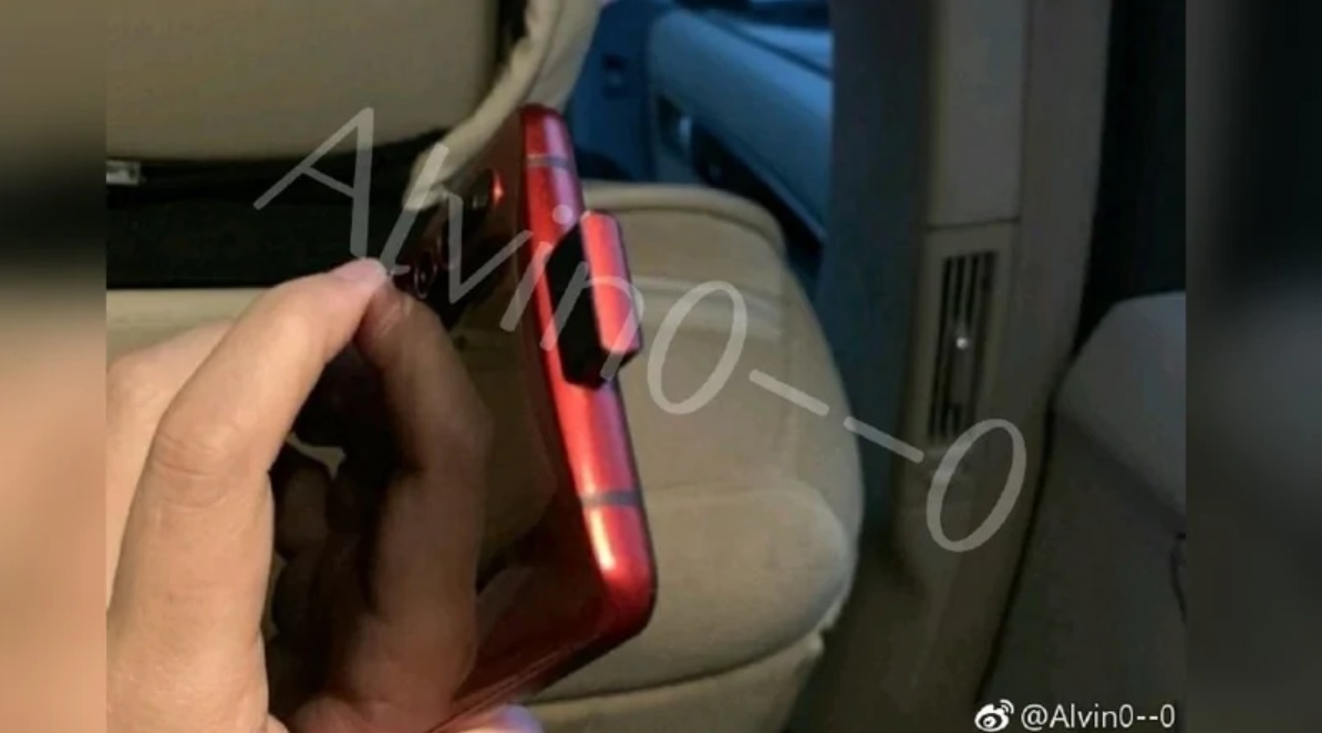 Xiaomi разрабатывает два смартфона с всплывающими камерами и на платформе Snapdragon 855 